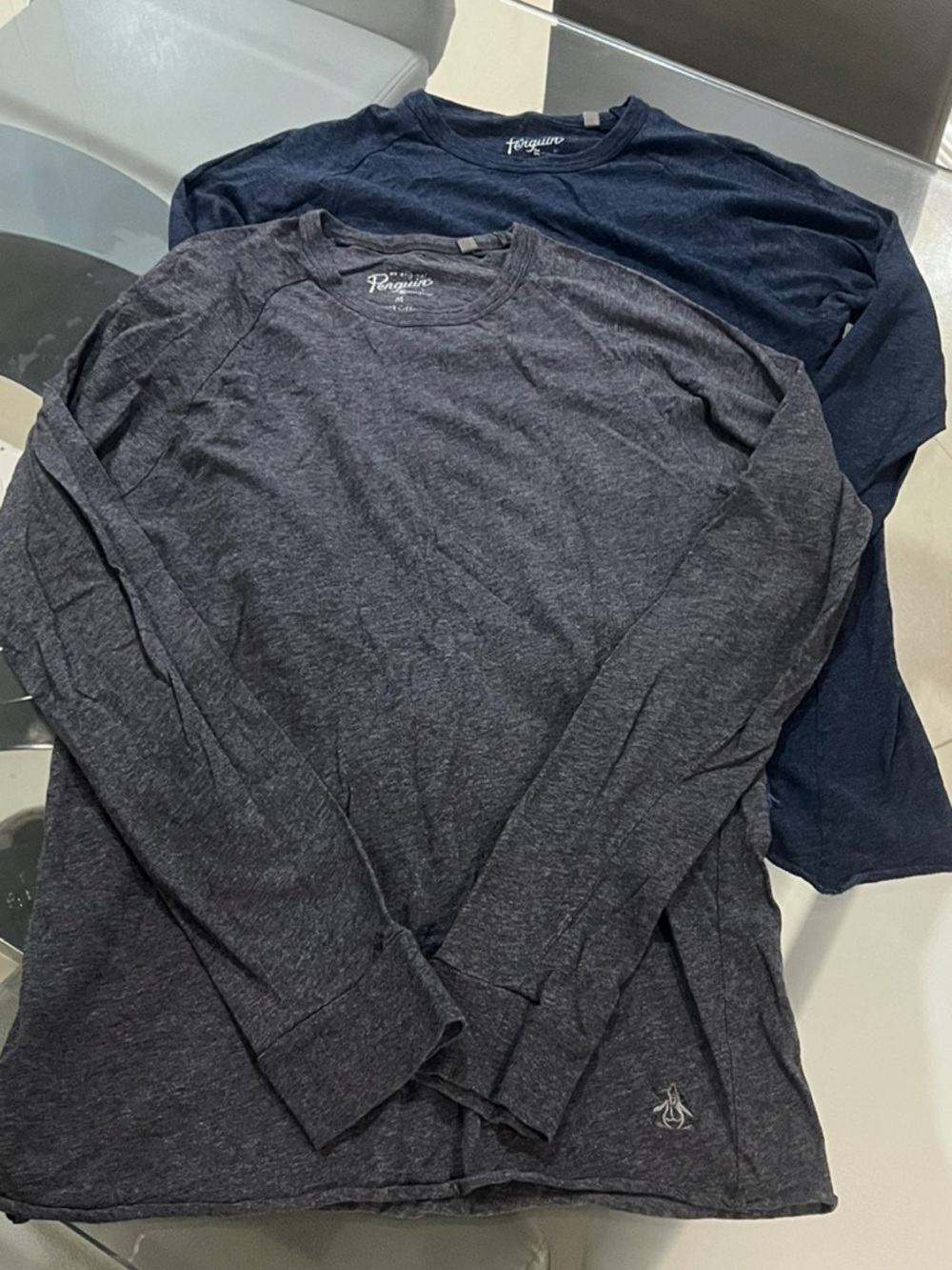 Penguin men’s long sleeve T-shirts size medium (bundle of 2)